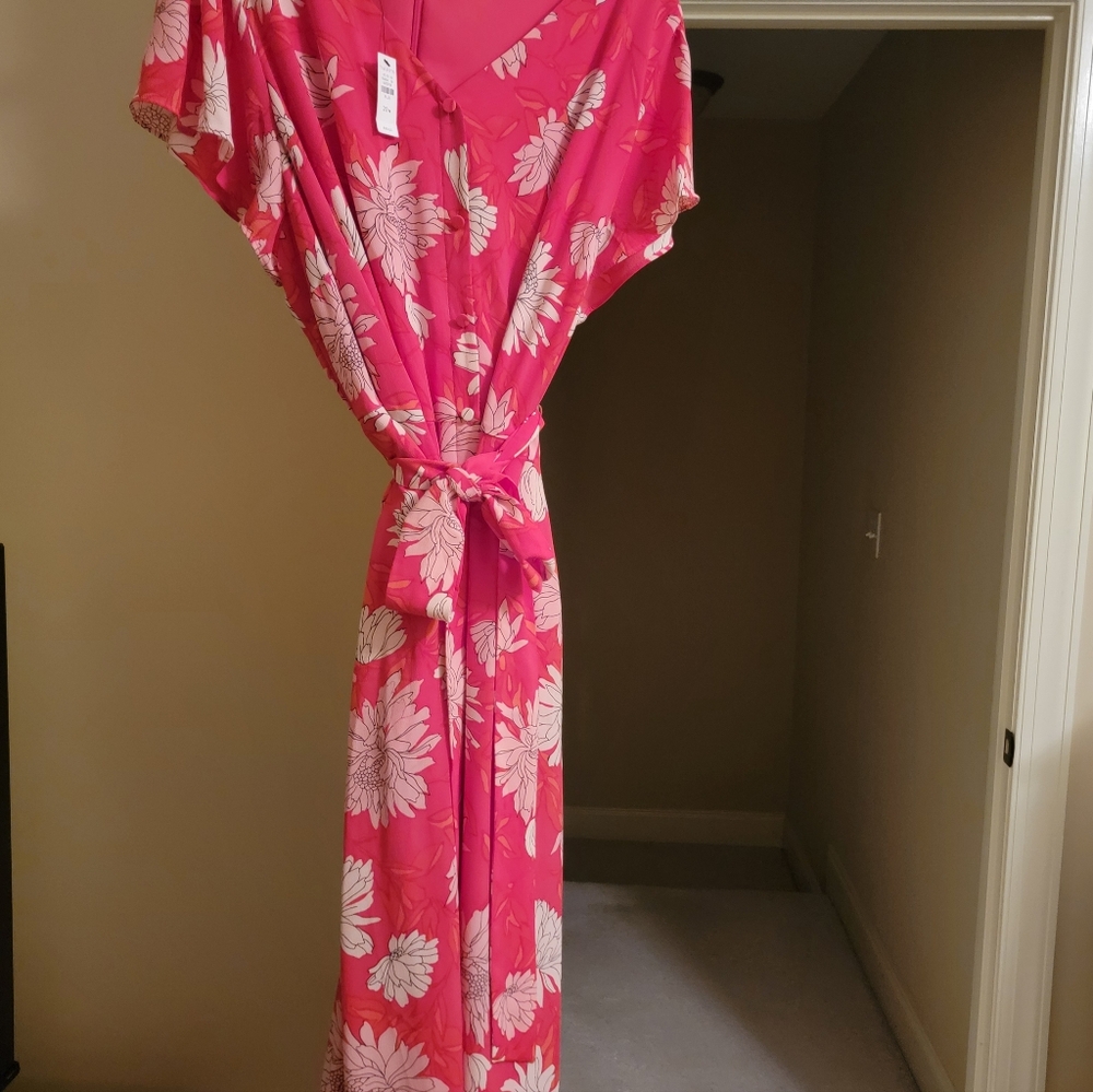 BNWT Gorgeous Talbots Button Frint Belted Tress In Pinks And Ivory